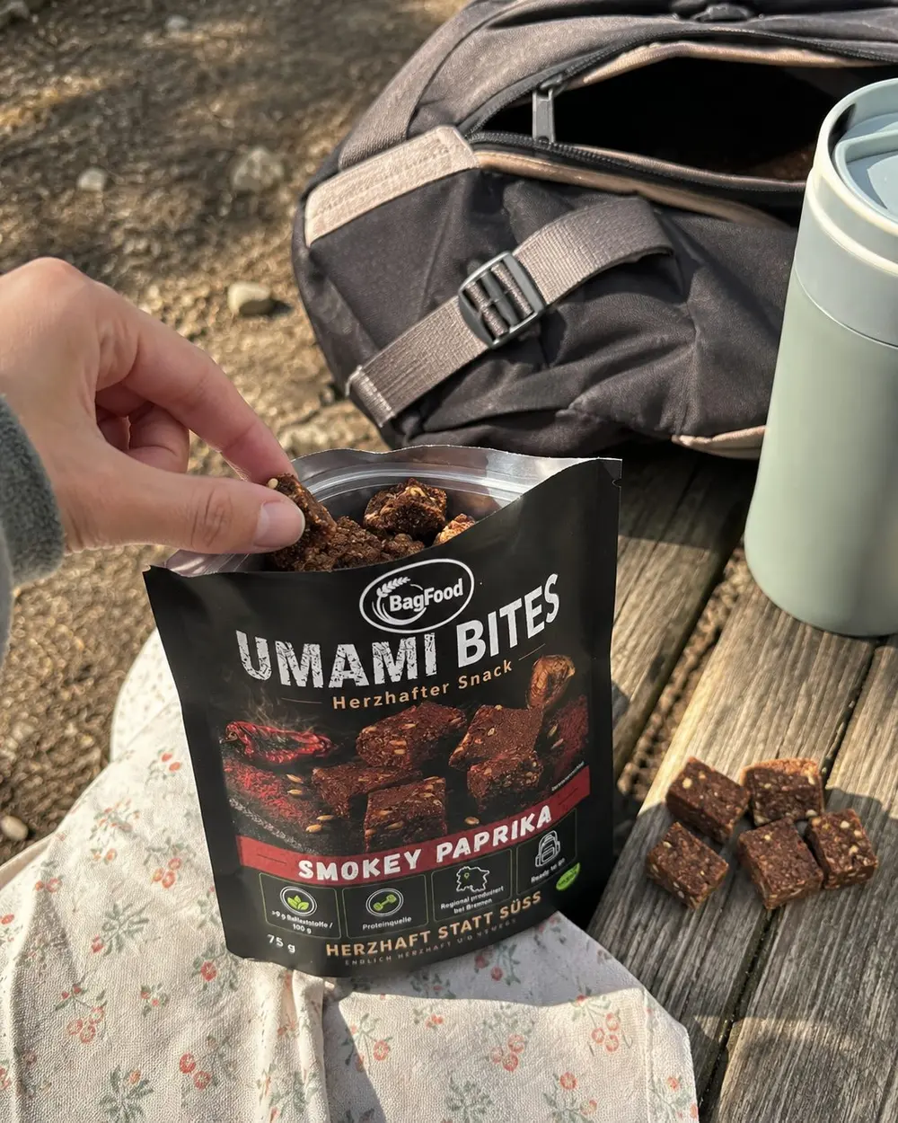 BagFood Smokey Paprika unterwegs auf der Picknickbank